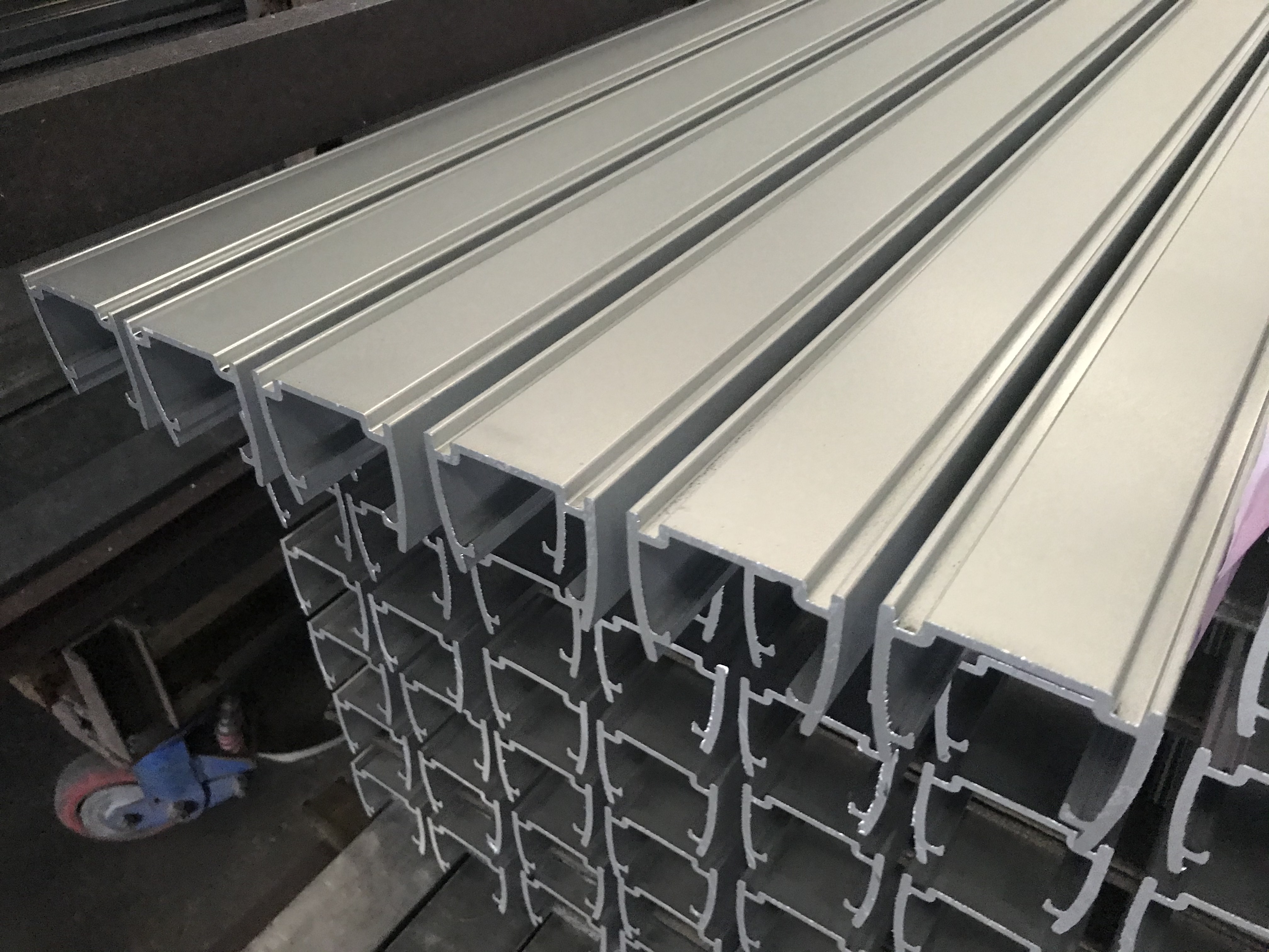 Heat Sink Aluminum Extrusion